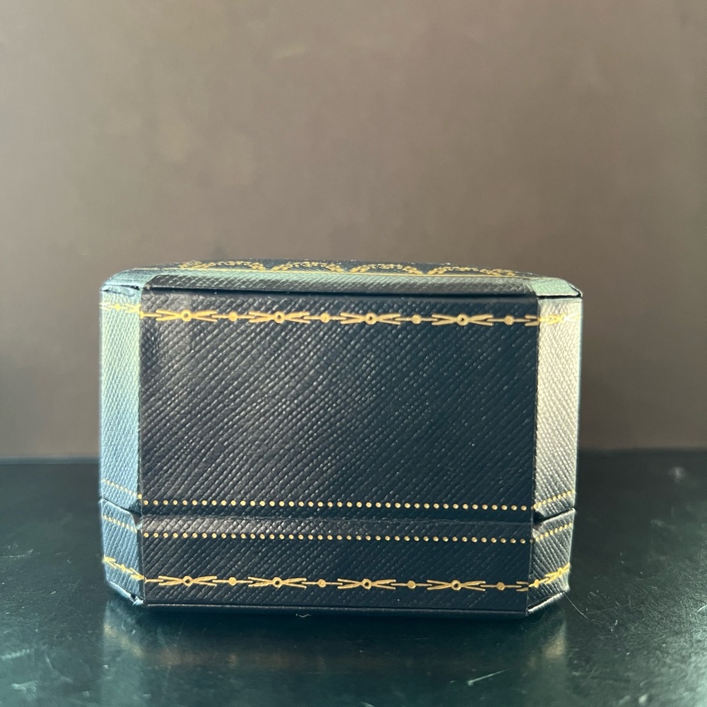 Jewelry Box - Picture 3 of 10
